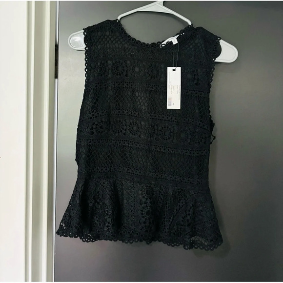 cupcakes & cashmere Black Sleeveless Peplum Blouse - Picture 3 of 8